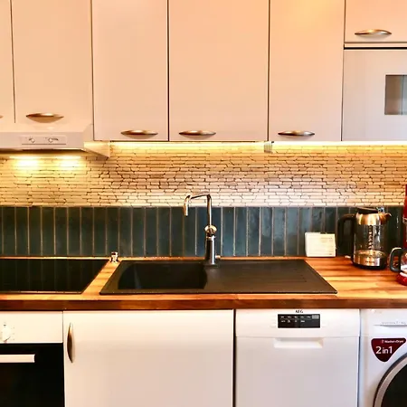 Kopsamonlinna Apartman *